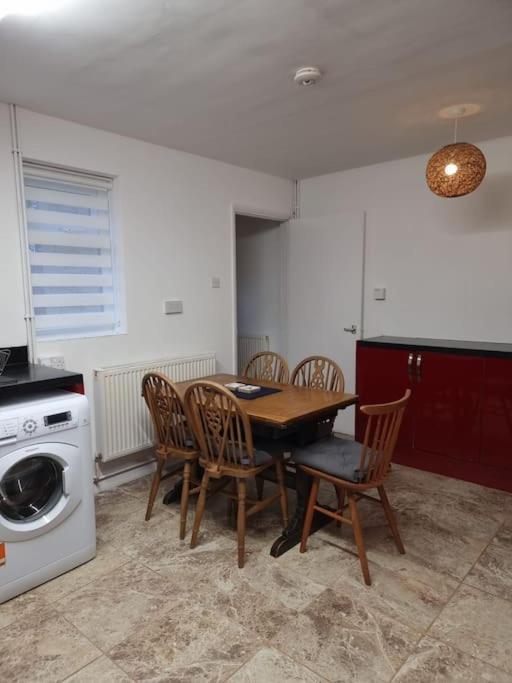 In Kington St Michael Holiday home *